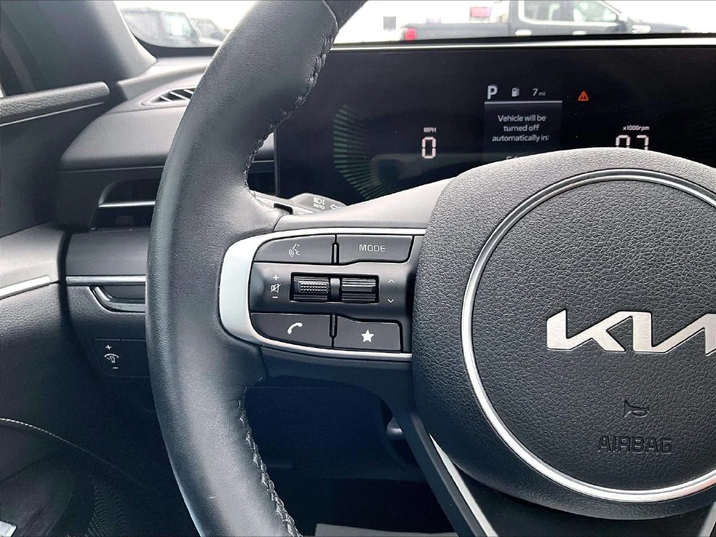 Used 2025 Gray Kia GT-Line image 19