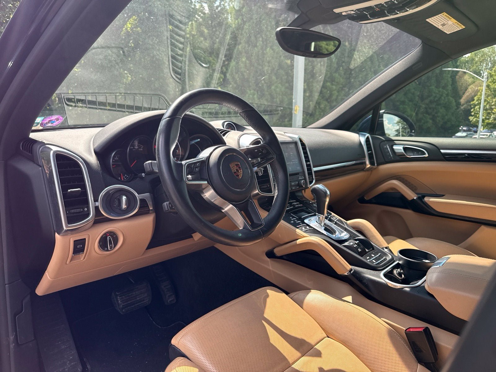 Used 2018 Moonlight Blue Porsche Platinum Edition image 4