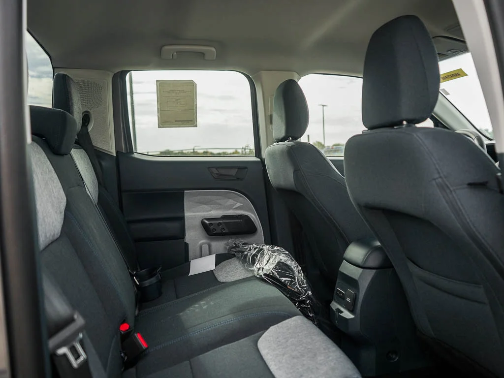 New 2026 Carbonized Gray Metallic Ford XLT image 10