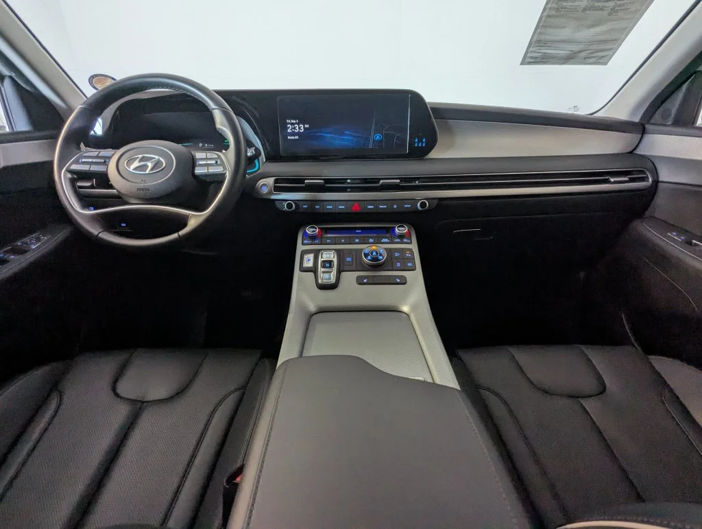 Used 2023 White Hyundai XRT image 5