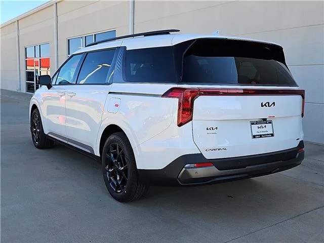 New 2026 Snow White KIA SX Passenger image 2