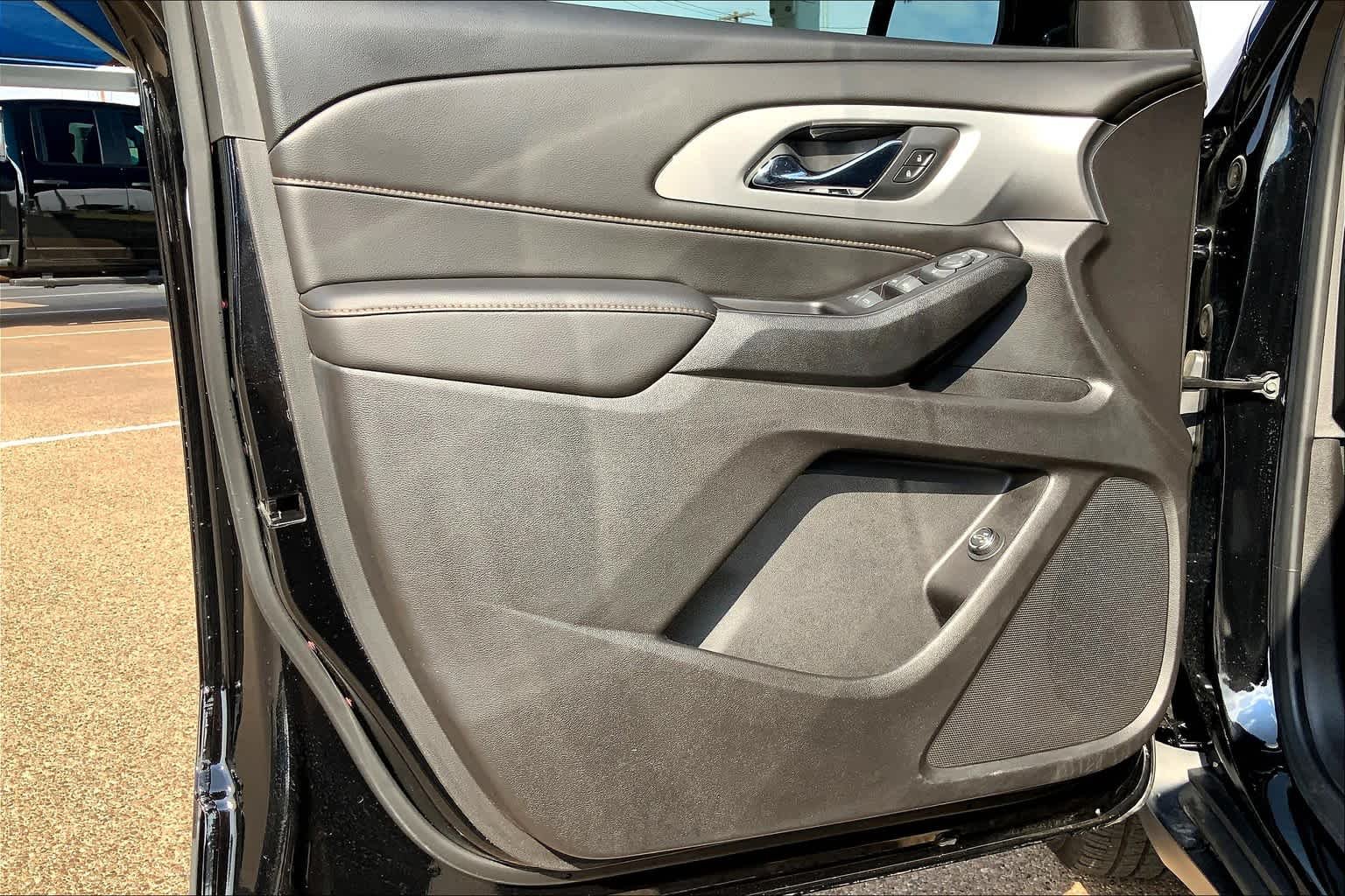 Used 2019 MOSAIC BLACK METALLIC Chevrolet LT Cloth image 22
