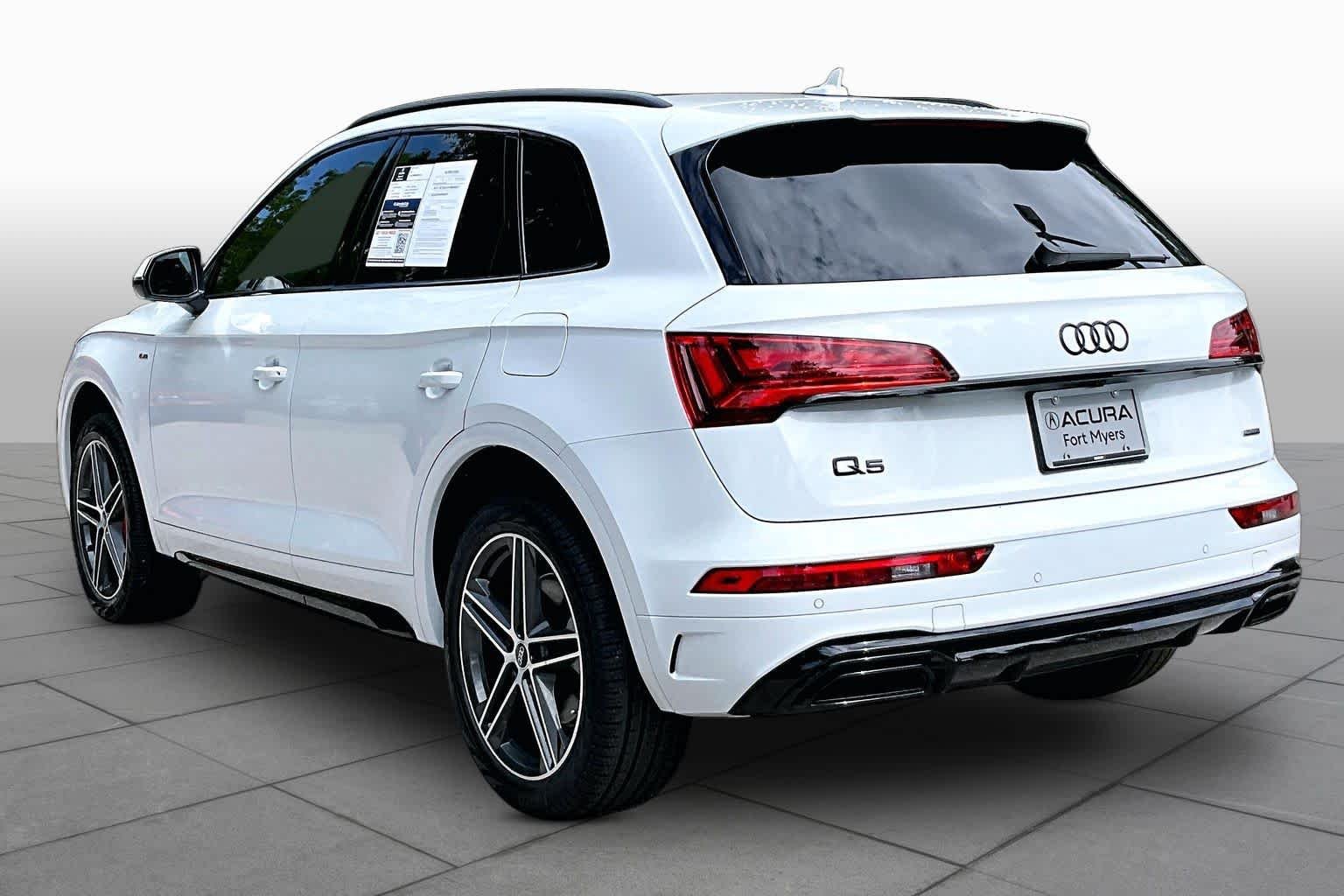 Used 2025 Glacier White Metallic Audi S line Premium Plus image 12