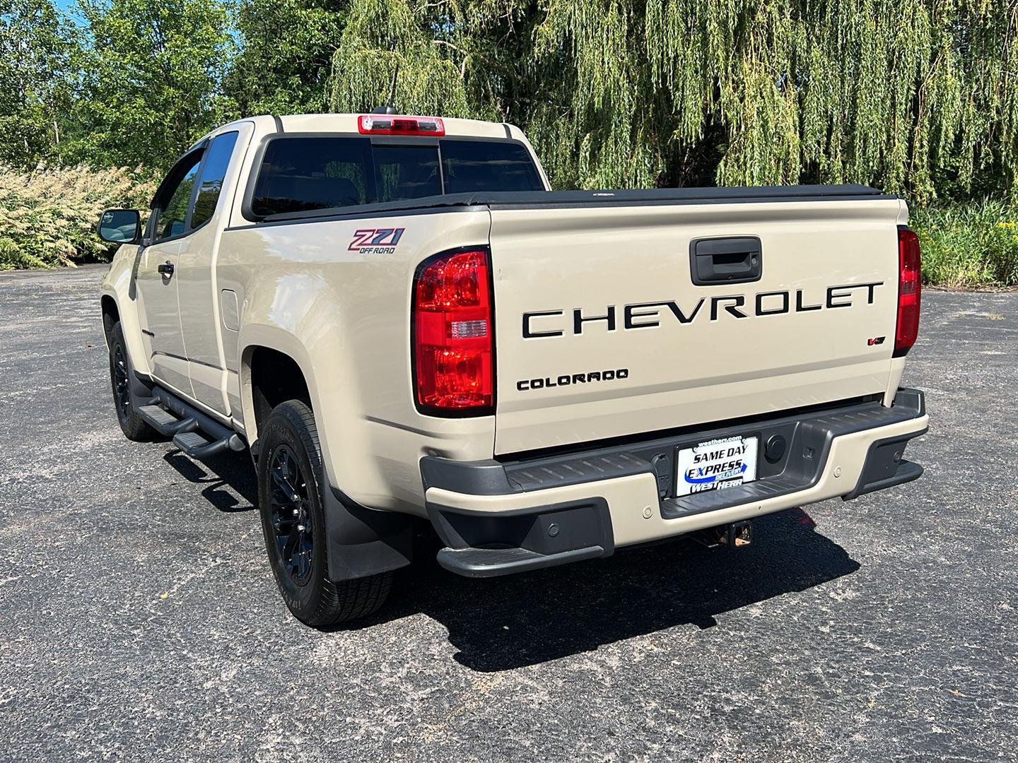 Used 2022 Sand Dune Metallic Chevrolet 4WD Z71 image 3