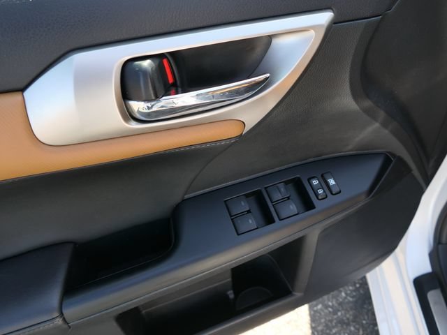 Used 2015  Lexus Hybrid image 15