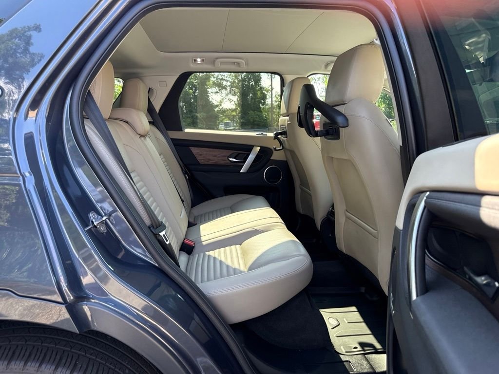 Used 2025 Blue Land Rover S image 18