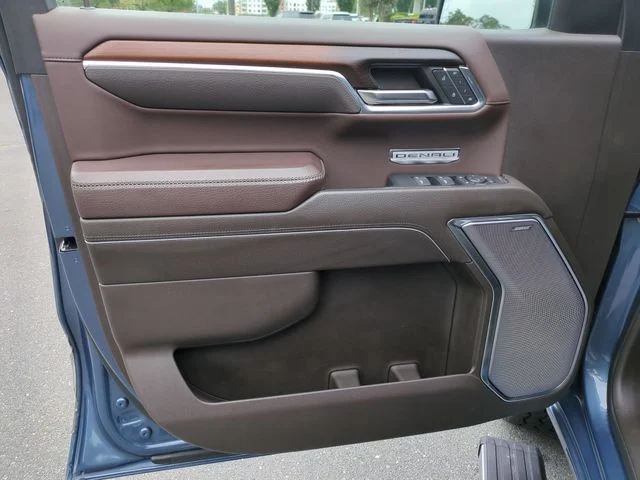 Used 2024 Blue GMC Denali image 12