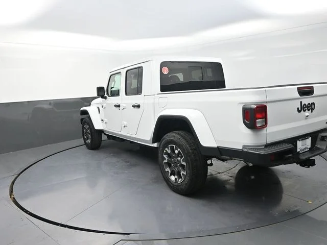 New 2026 Bright White Clear-Coat Exterior Paint Jeep Sahara image 8