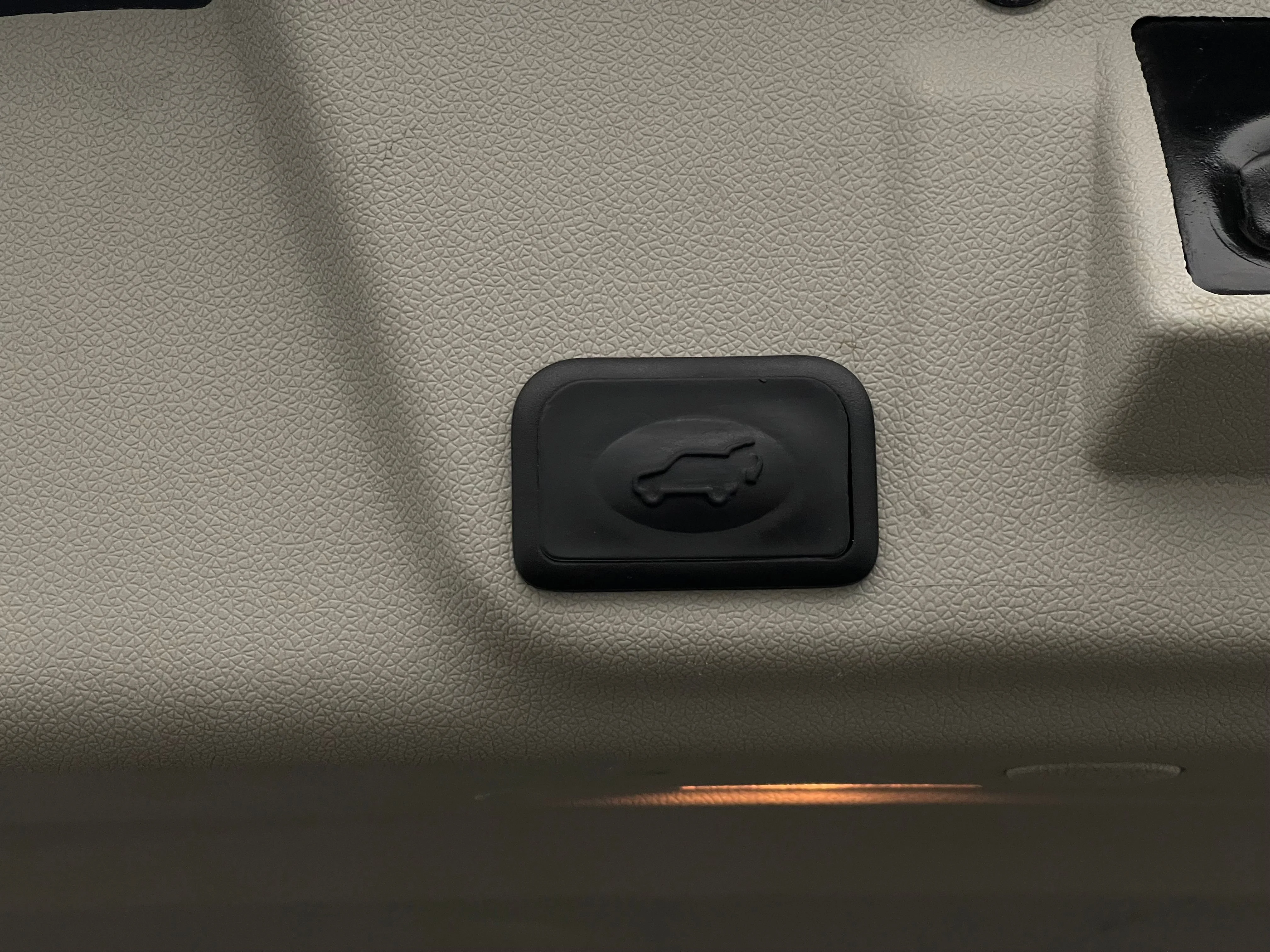 Used 2015 IRIDIUM METALLIC Buick Convenience image 9
