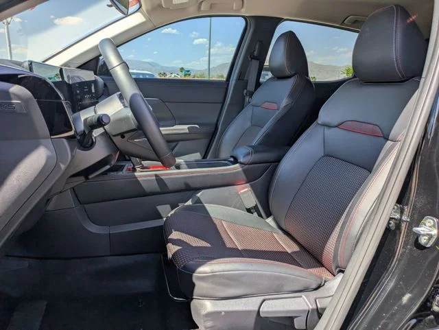 Certified Used 2025 Super Black Nissan SR image 13