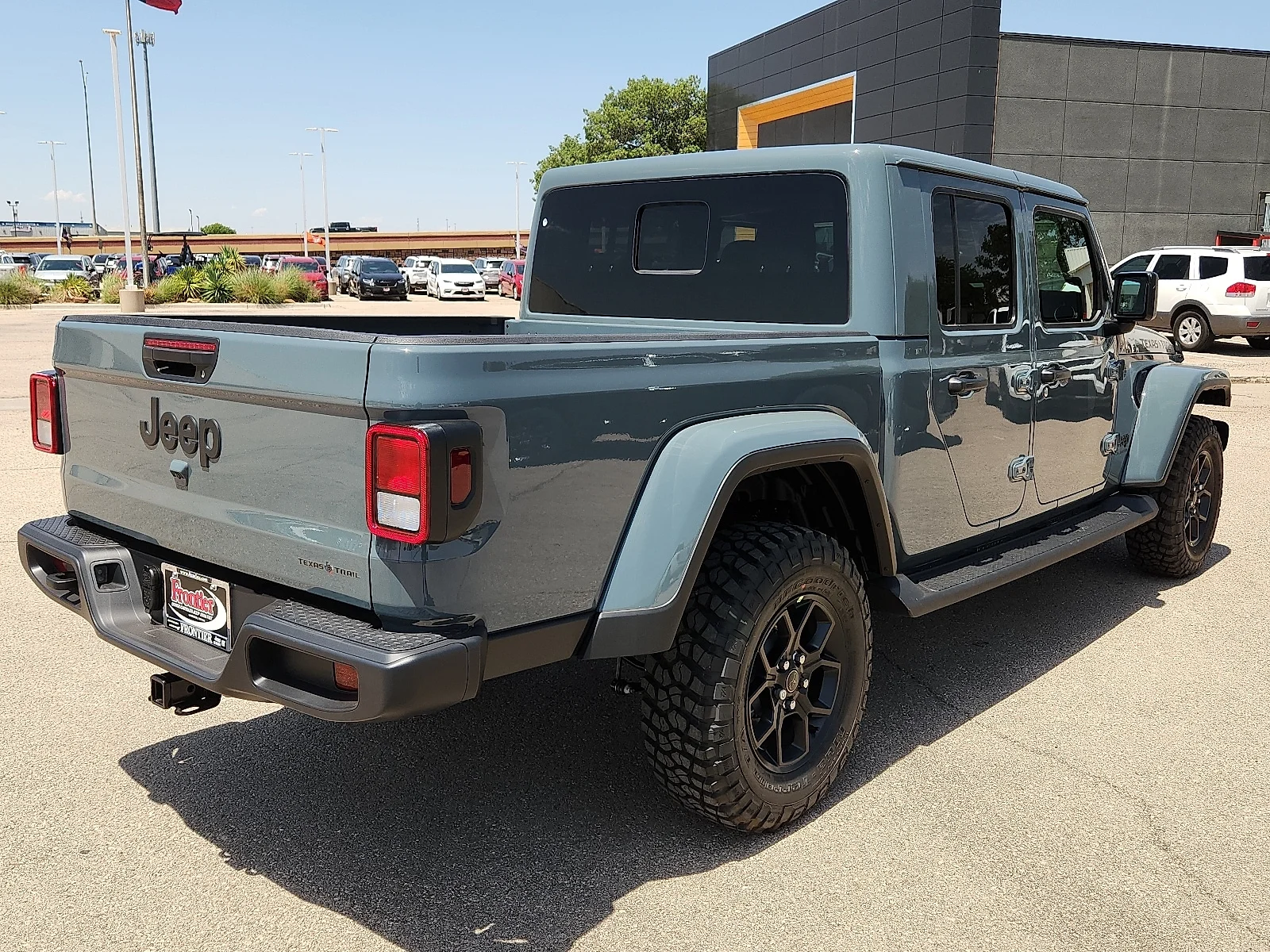 New 2026 Anvil Clear-Coat  Paint Jeep TEXAS TRAIL 4X4 image 4