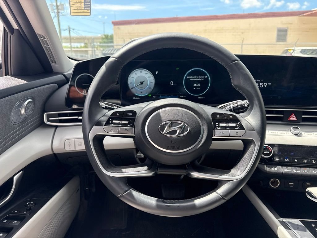 Used 2023 White Hyundai Limited image 18