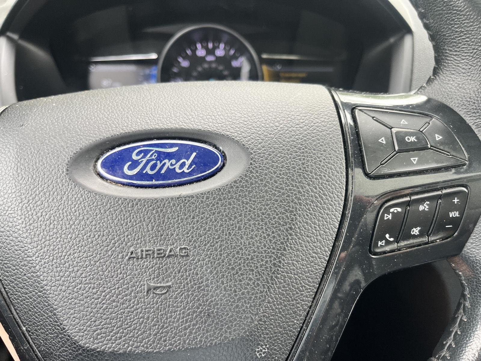 Used 2018 Blue Ford XLT image 40