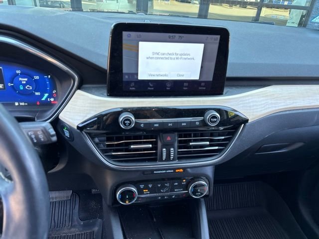 Used 2022 Blue Ford Titanium image 19