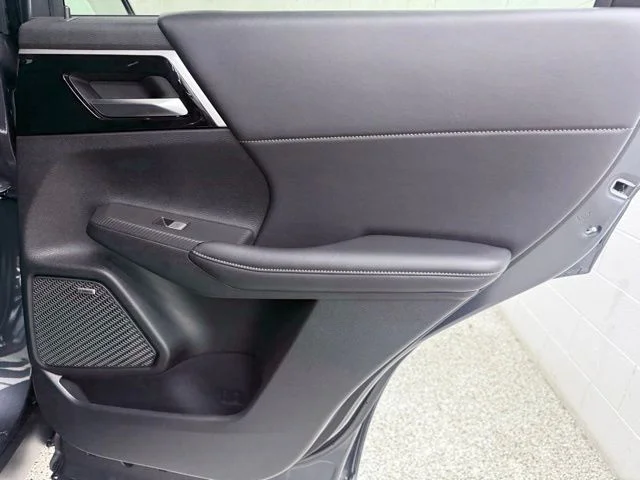New 2026 Gray Mitsubishi LE image 20