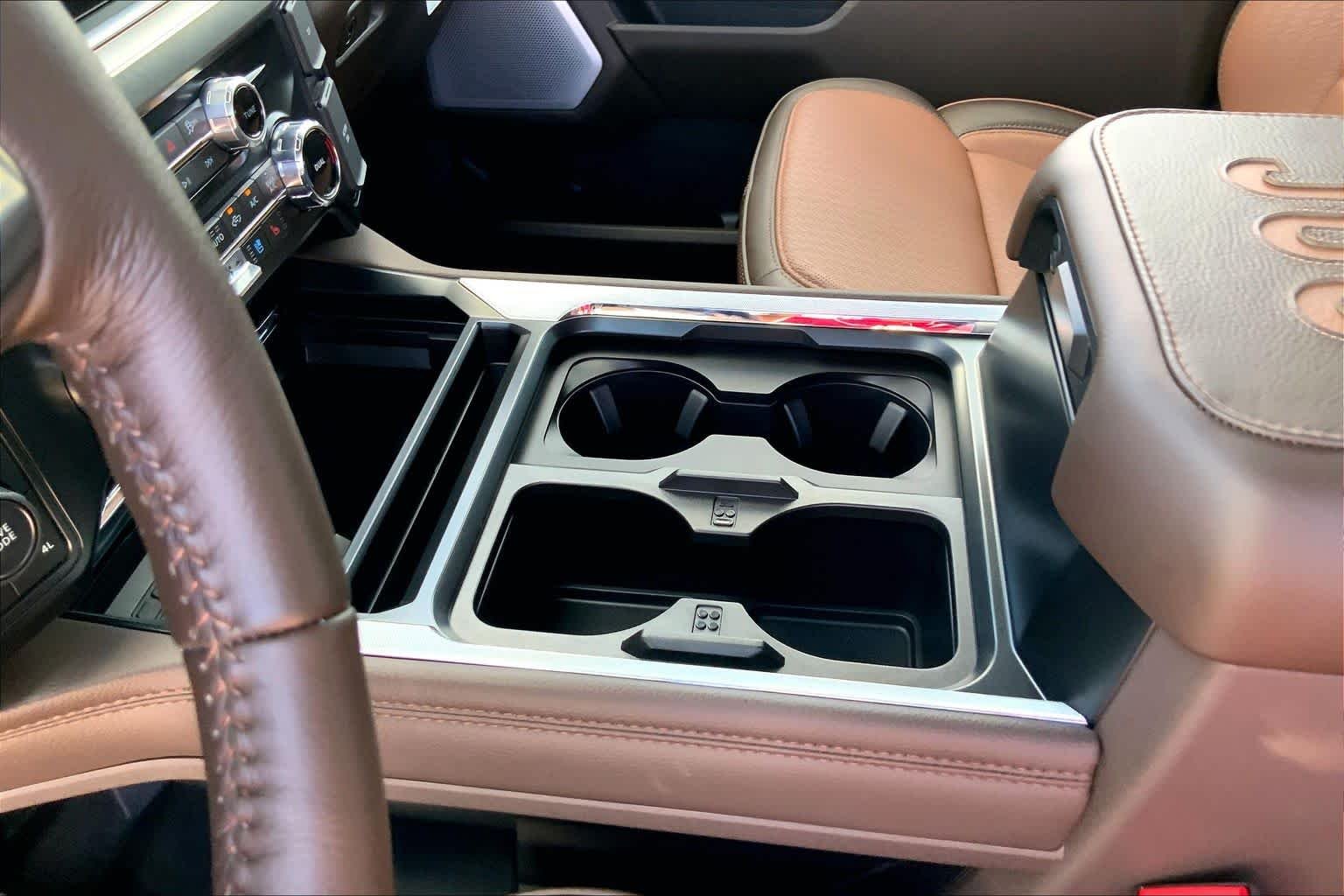 2026 Ford F-350 Super Duty King Ranch - Photo 7