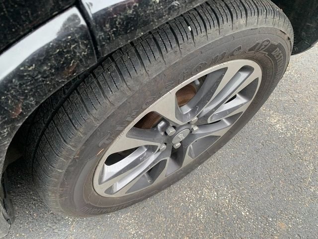 Used 2018 Black Jeep Overland image 4