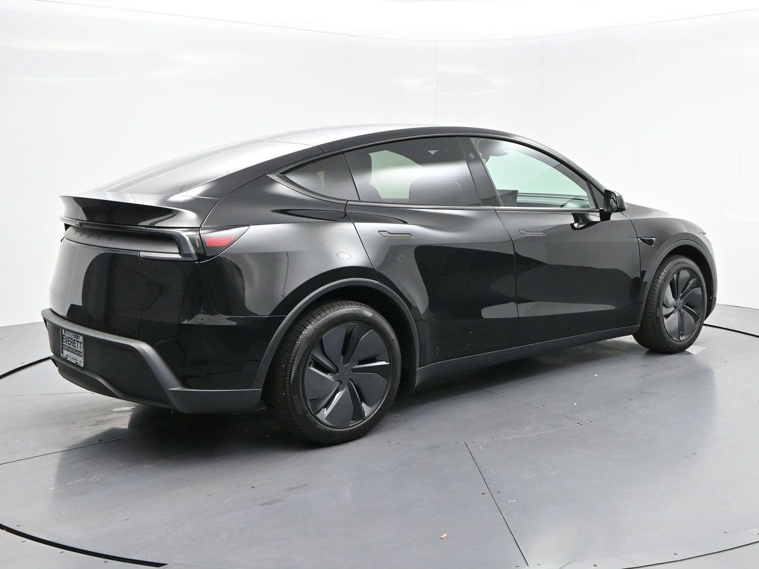 Used 2026 Diamond Black Tesla Premium image 7