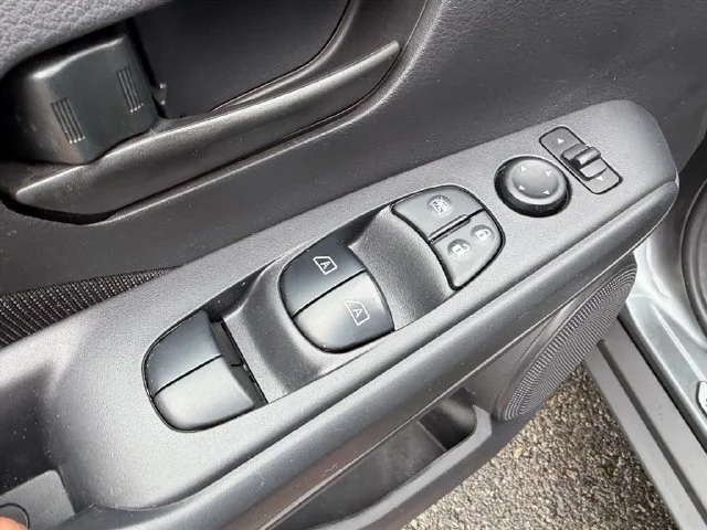 Used 2025 Gray Nissan S image 17