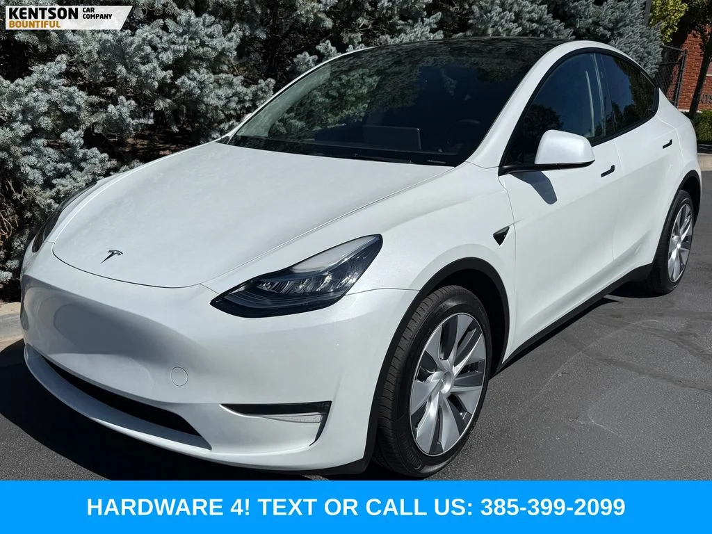 Used 2023 White Tesla Long Range image 3
