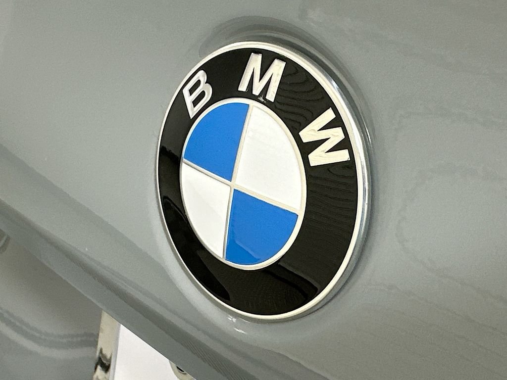 Used 2027 Brooklyn Grey Metallic BMW 530i xDrive image 21