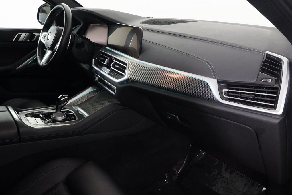 Used 2022 Black Sapphire Metallic BMW xDrive40i image 9