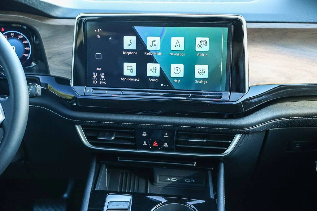 2026 Volkswagen Atlas SE w/Tech - Photo 19