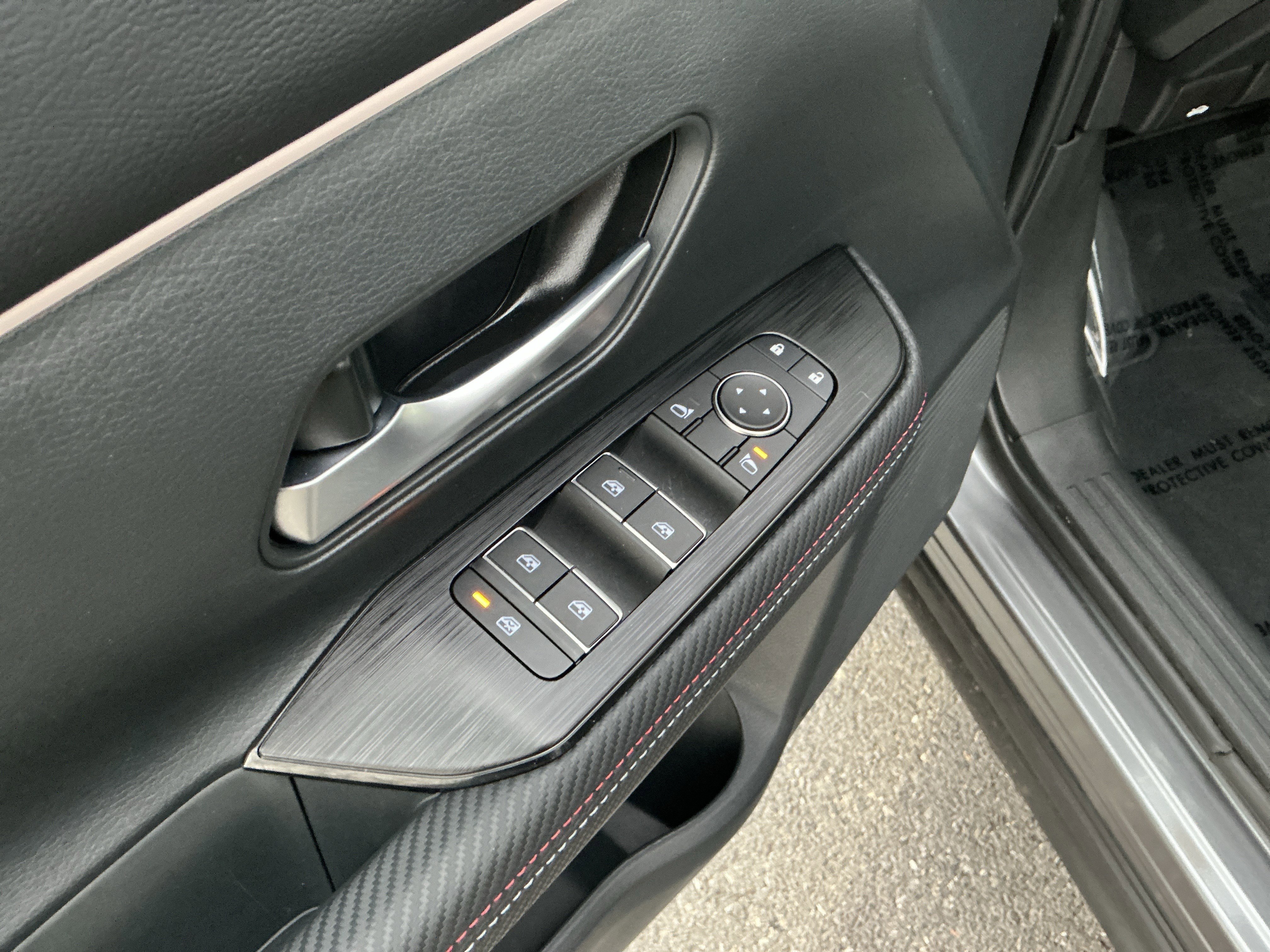 Used 2025 Gun Metallic/Super Black Nissan  image 19