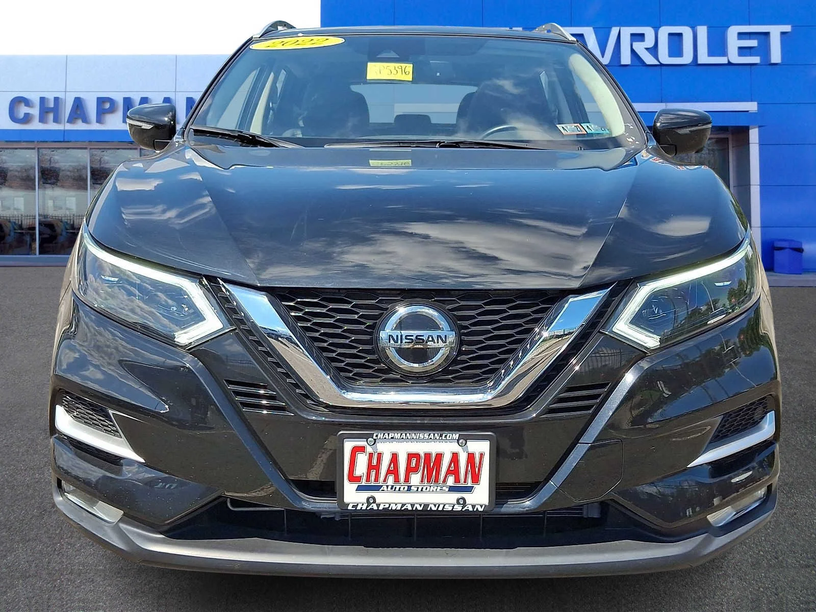 Used 2022 Black Nissan SL AWD Xtronic CVT image 2