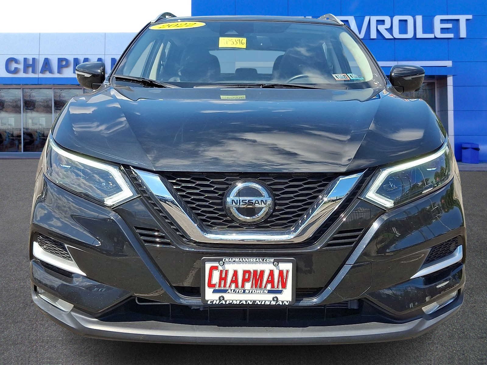 Used 2022 Black Nissan SL AWD Xtronic CVT image 2