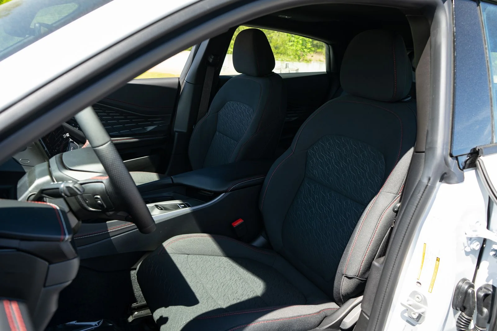 New 2026 White Knuckle Exterior Paint Dodge R/T image 25