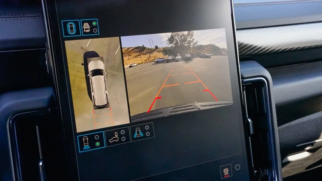 2026 GMC Yukon XL AT4 - Photo 21