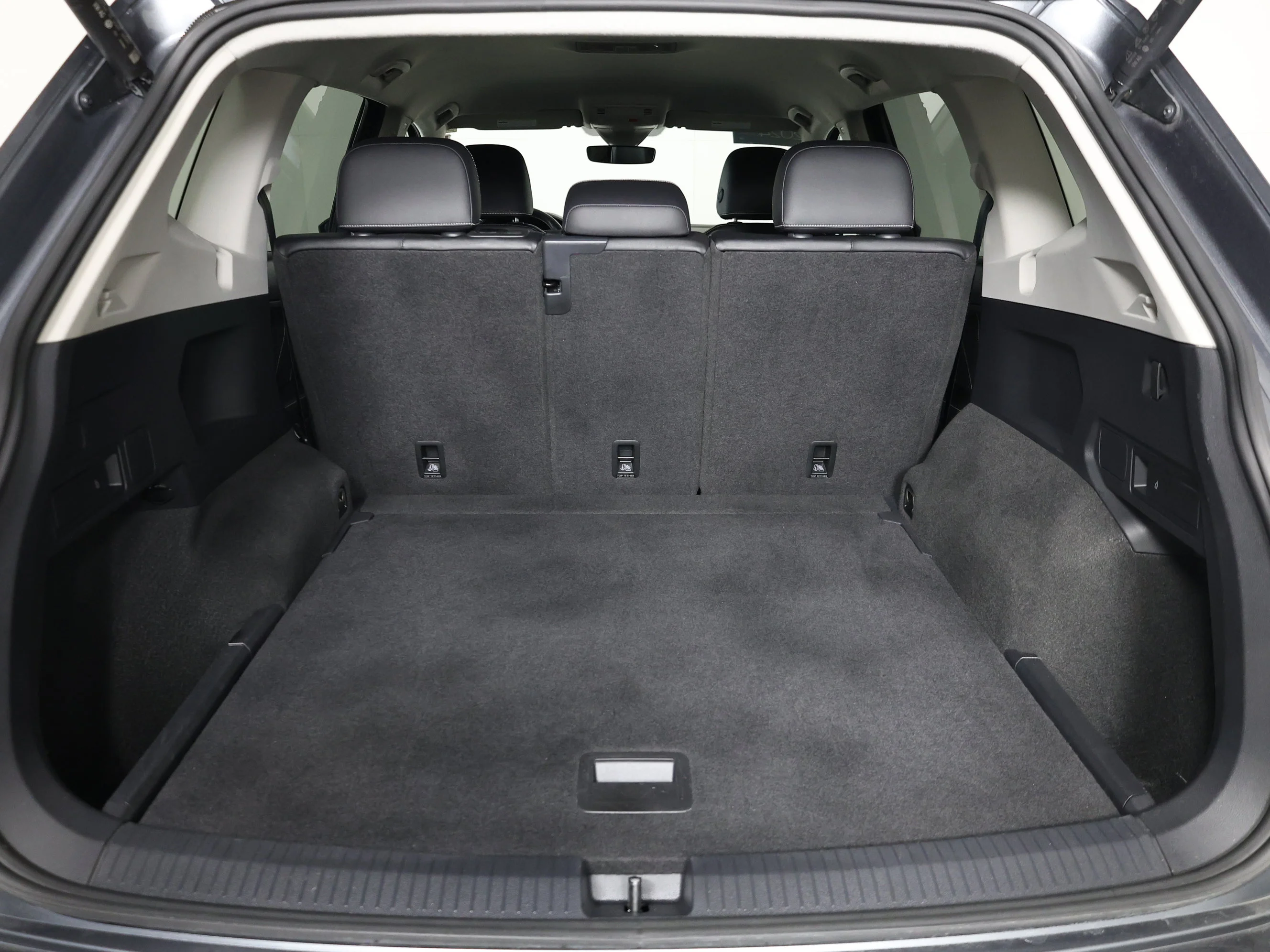 2024 Volkswagen Tiguan SE - Photo 21