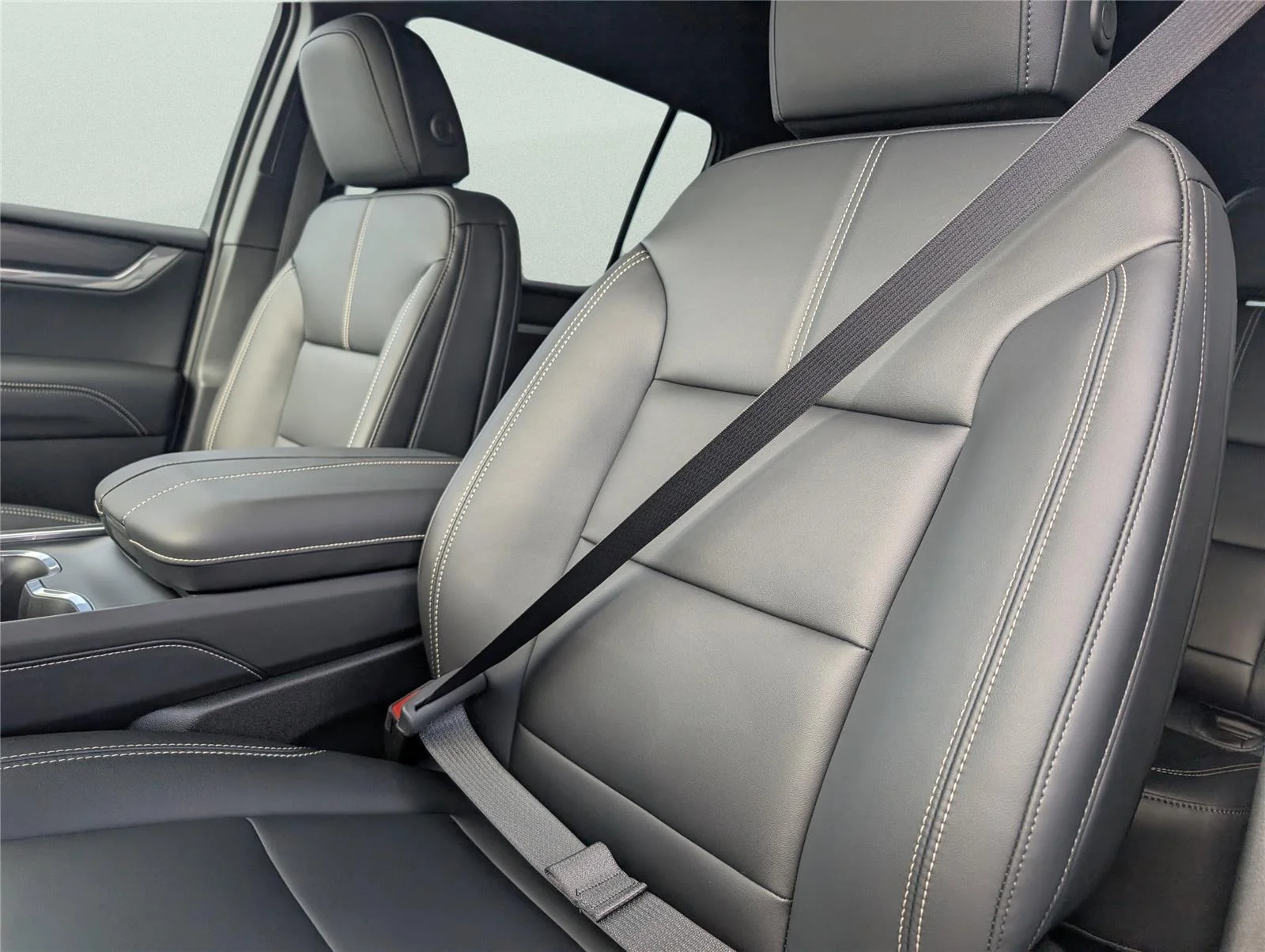 New 2026 Ebony Twilight Metallic GMC Elevation image 23