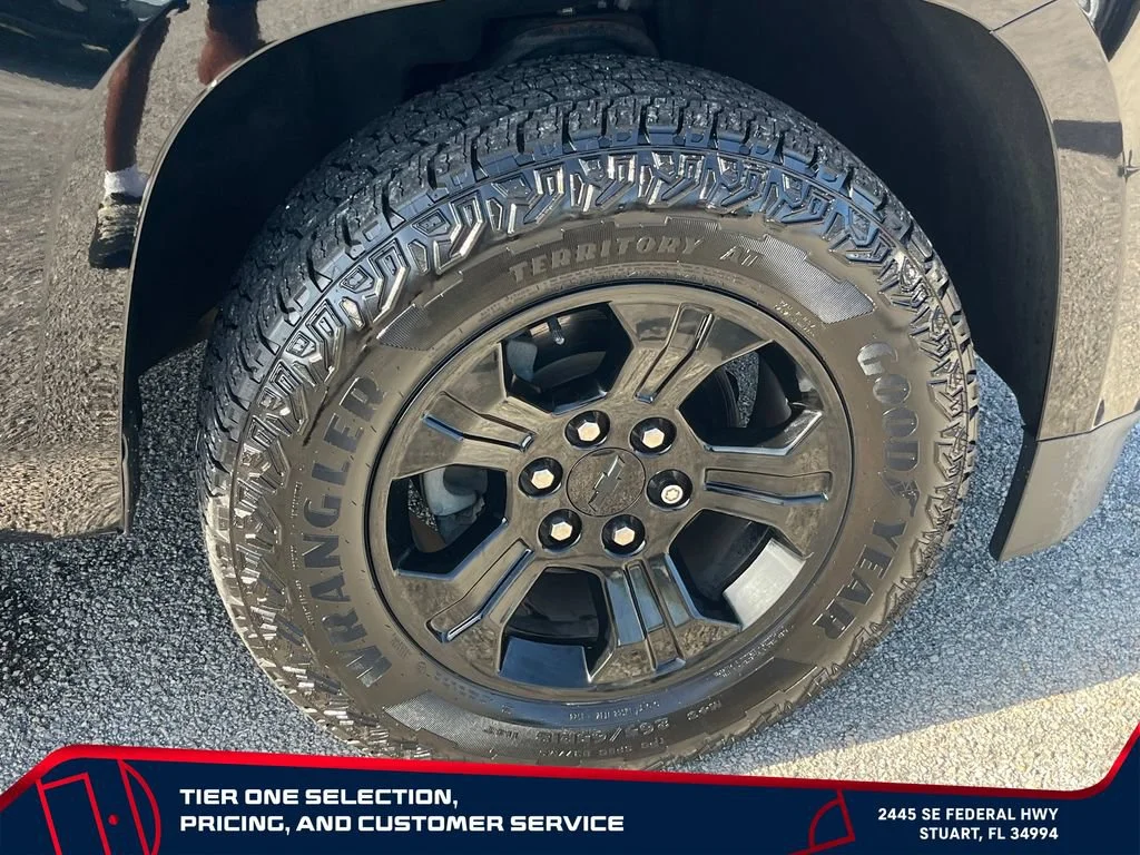 Used 2019 BLACK Chevrolet LS image 21