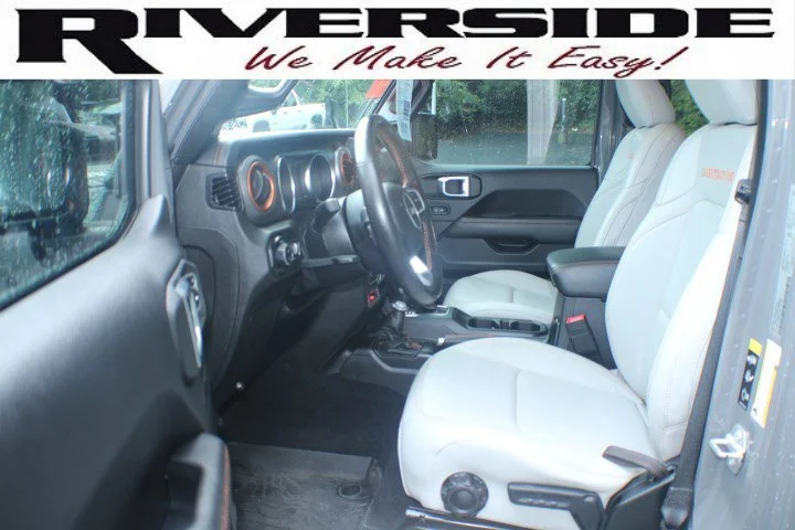 Used 2020 Sting-Gray Clearcoat Jeep Mojave image 13