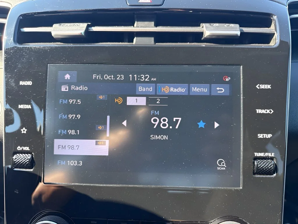 Used 2022 Gray Hyundai SEL image 17