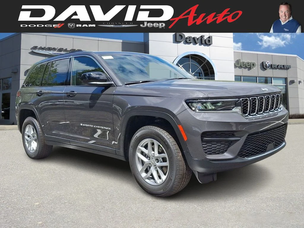 New 2026 Baltic Gray Metallic Clear-Coat Exterior Paint Jeep Laredo X image 1