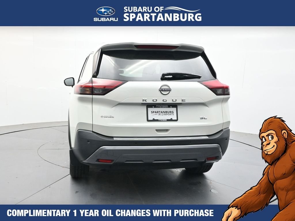 Used 2023 Pearl White Nissan SL image 6