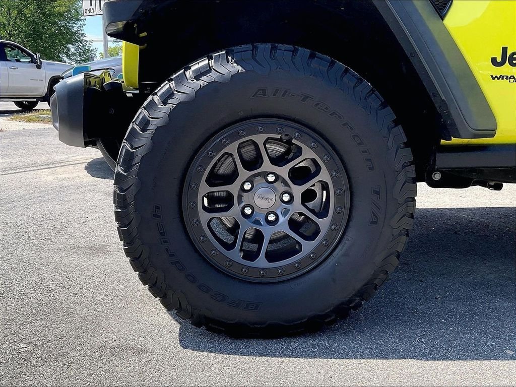 Used 2022 Yellow Jeep Unlimited High Tide image 22