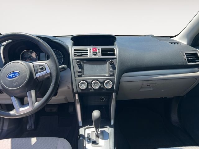 Used 2018 Dark Gray Metallic Subaru 2.5i image 10