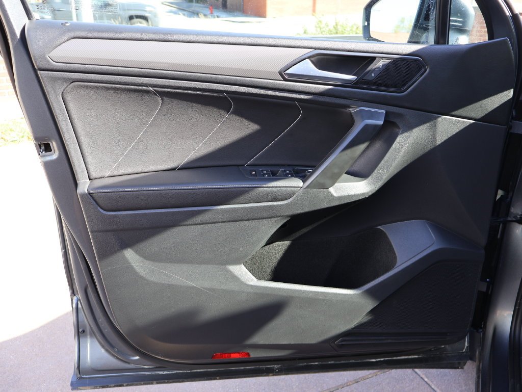 2023 Volkswagen Tiguan SE - Photo 38