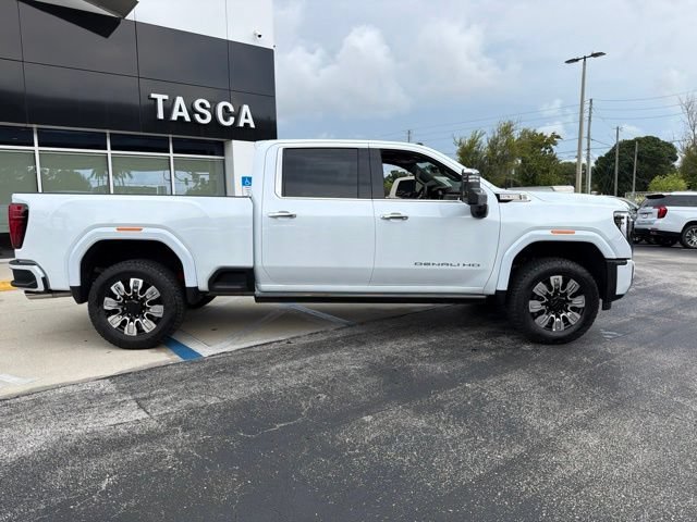 New 2026 Glacier White Tricoat GMC Denali image 9
