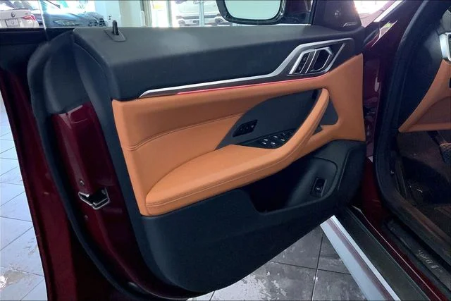 Used 2023 Aventurin Red Metallic BMW eDrive35 image 10