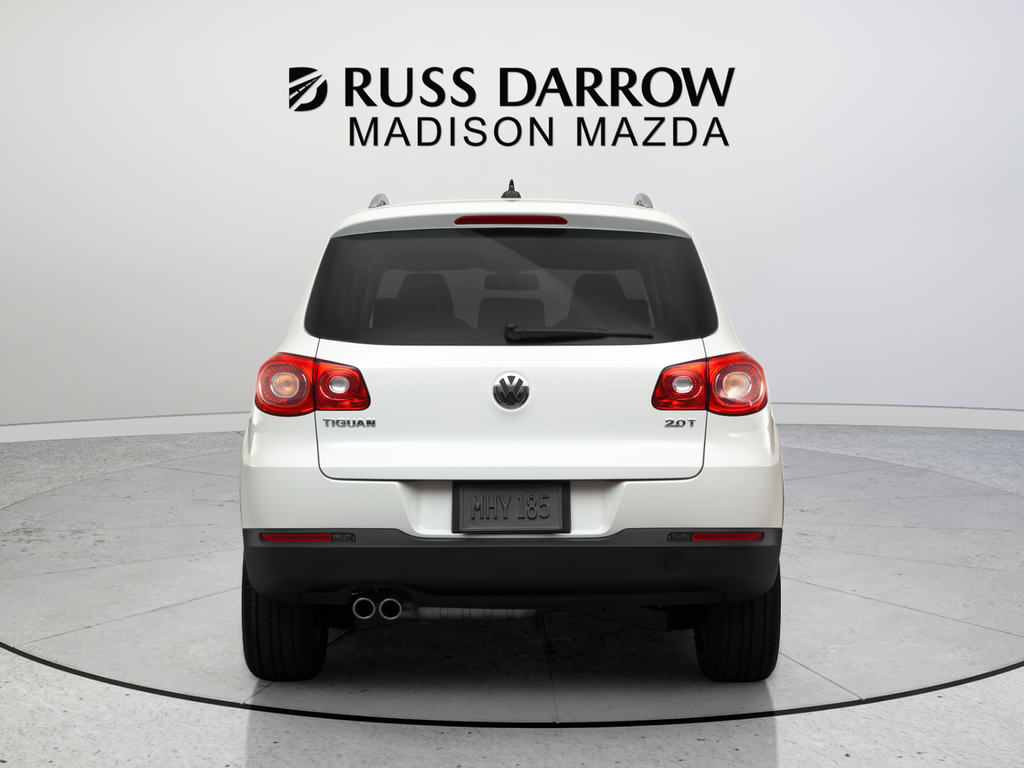 Used 2011 White Volkswagen S image 3