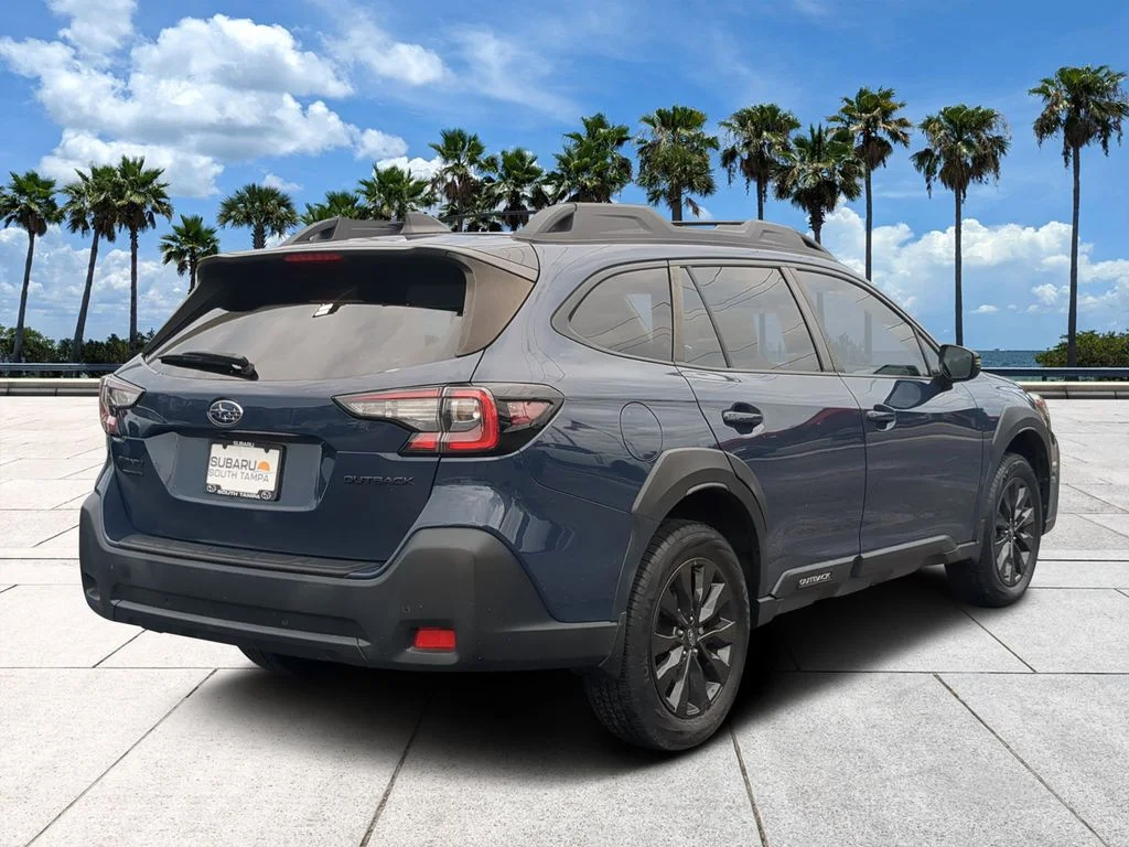 Used 2023 Blue Subaru Onyx Edition image 4