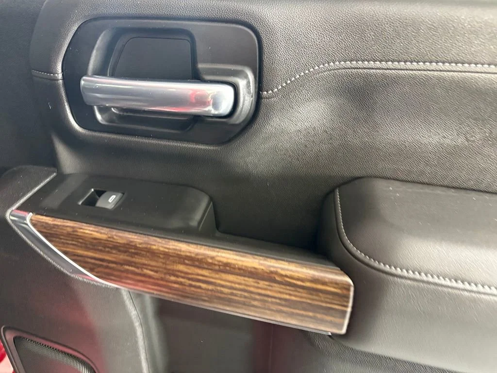 Used 2020 CAJUN RED TINTCOAT Chevrolet High Country image 20