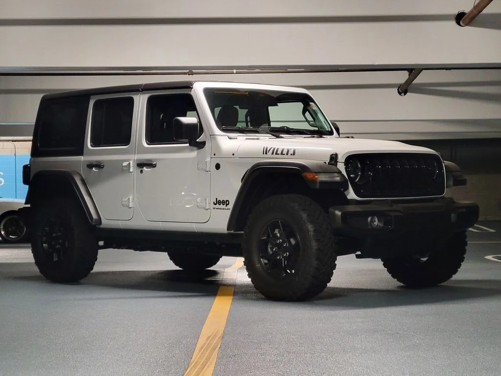 New 2026 Bright White Clear-Coat Exterior Paint Jeep Willys image 25