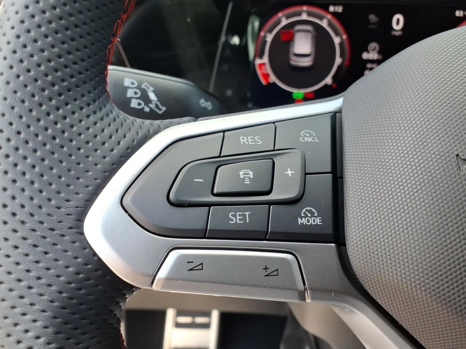New 2026 Moonstone Gray Volkswagen 2.0T SE DSG image 14