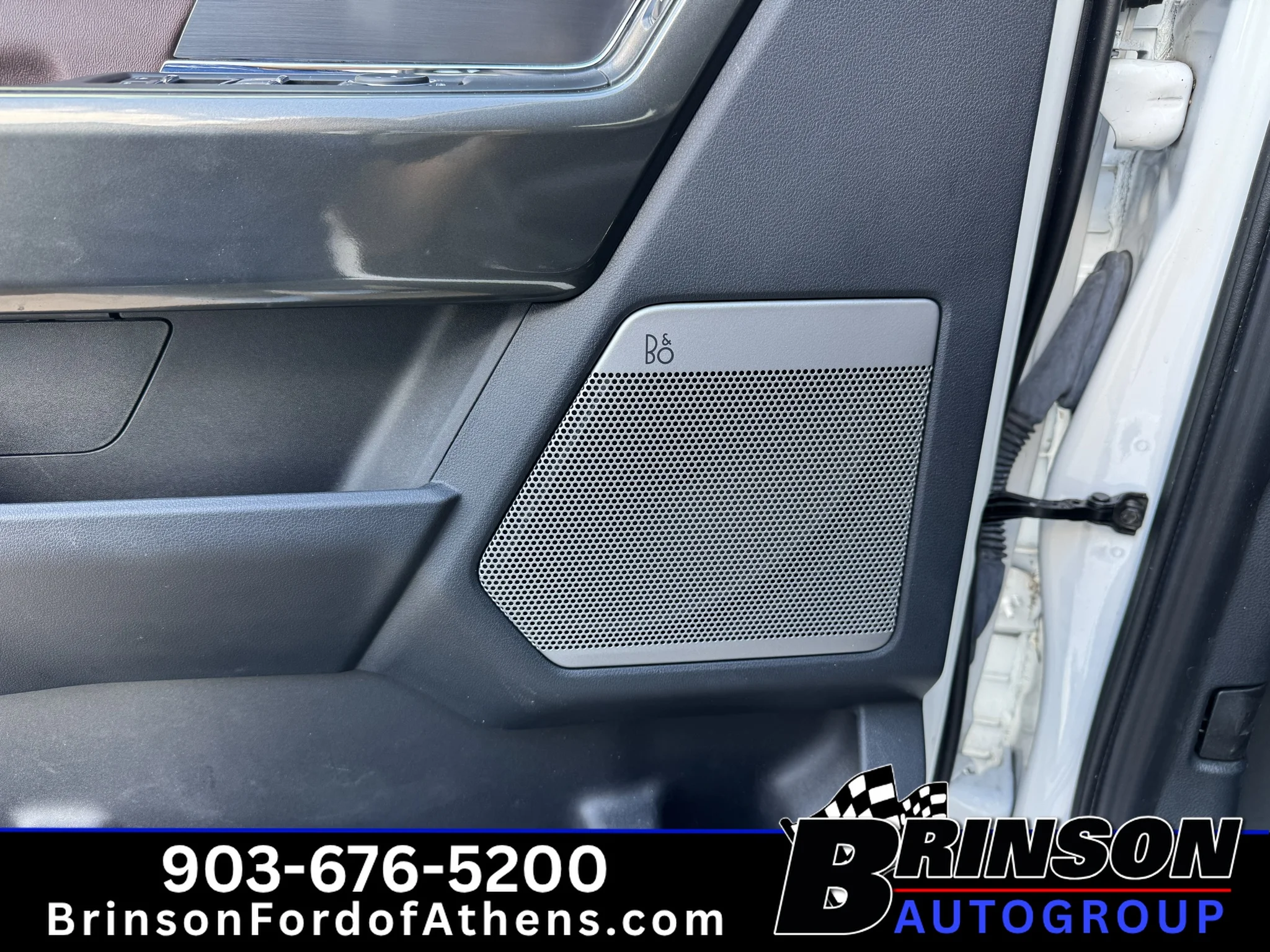 Used 2023 Oxford White Ford LARIAT image 17